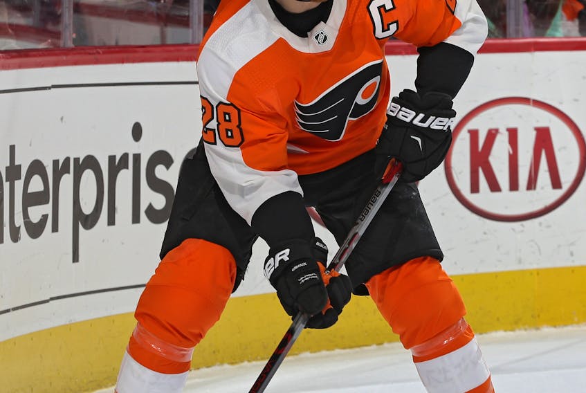 Flyers captain Claude Giroux has been underwhelming this season. (GETTY IMAGES)