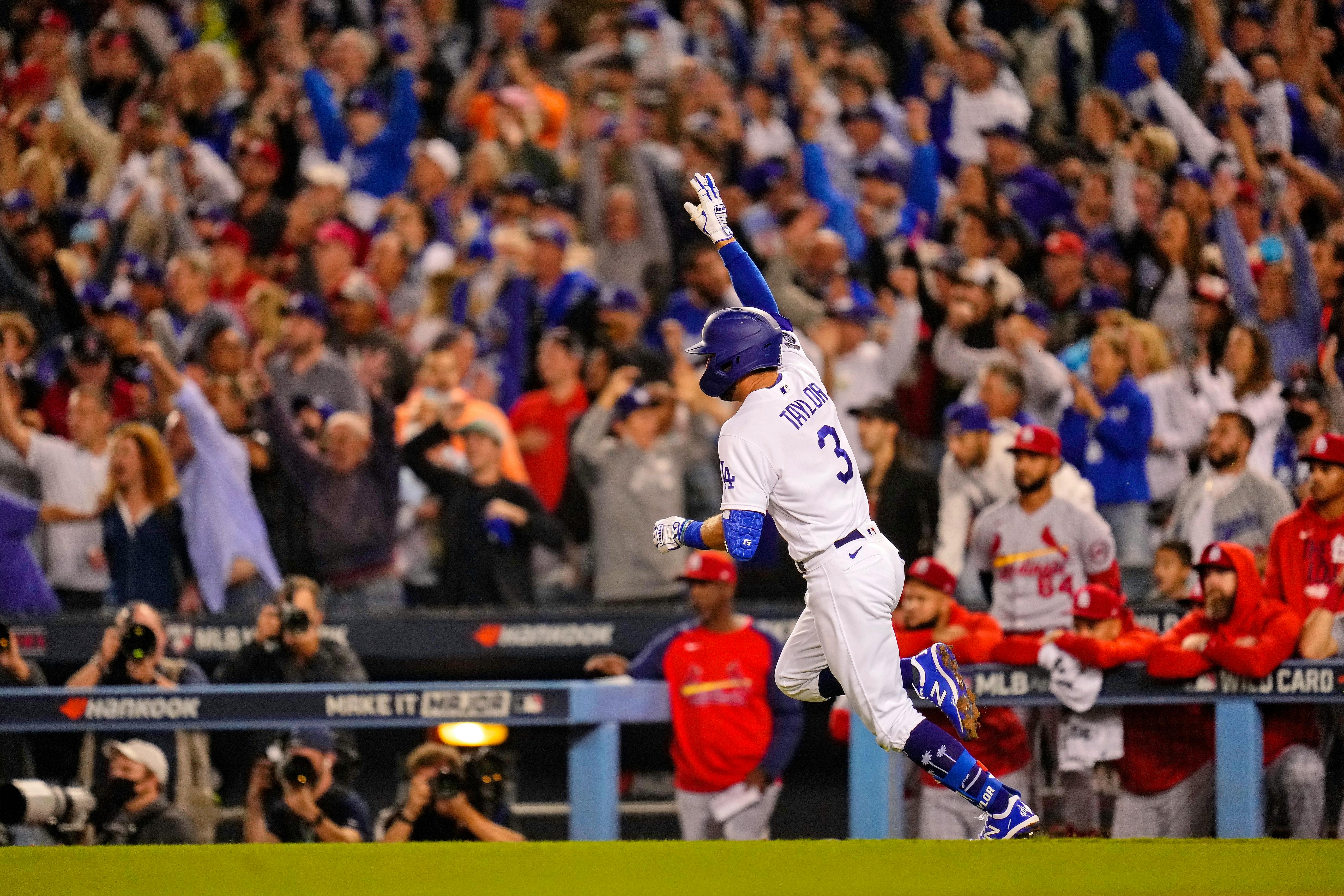 Taylor hits walk-off HR, Dodgers beat Cards 3-1 in wild-card