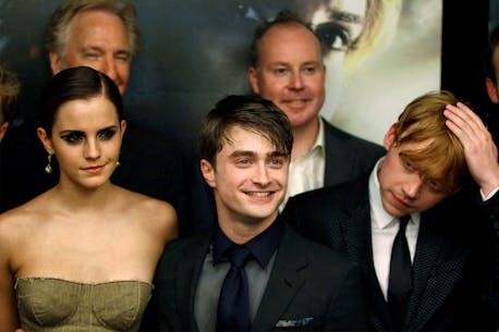 'Harry Potter' cast recalls first kisses, horrible haircuts in reunion special