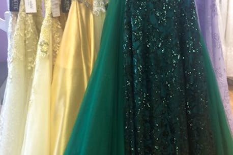 'Holding out hope': Despite COVID uncertainty, graduates crossing their fingers and shopping for prom dresses