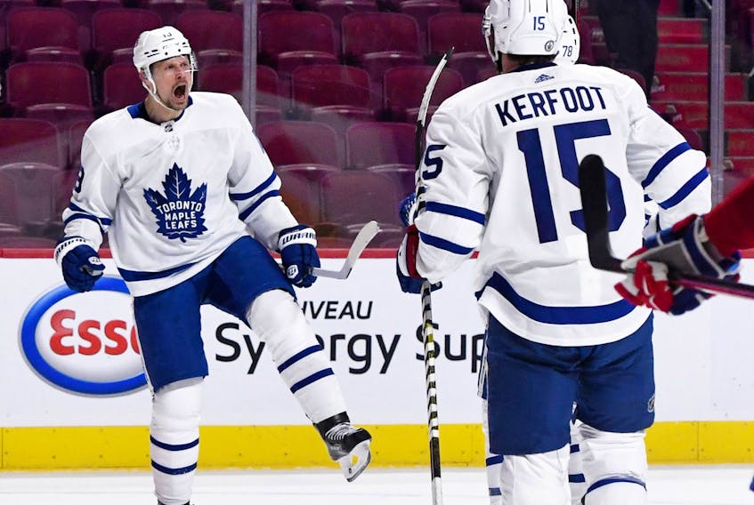  Toronto Maple Leafs forward Jason Spezza (19) reacts after scoring a goal against the Montreal Canadiens during the third period in game six May 29, 2021 at the Bell Centre.  