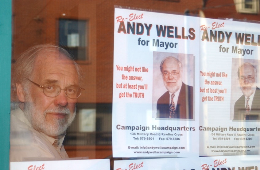 Andy Wells takes a break during his 2004 mayoral election campaign. Telegram file photo - Joseph Gibbons