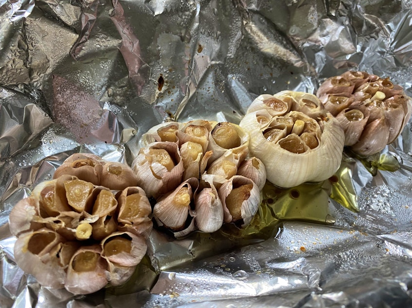 Perfectly frozen individual garlic cloves ready for storage in the freezer.  - Saltwire network