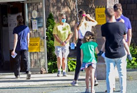FOR NEWS STORY
Voters queue at a voting center at City Church in Spryfield, on election day evening Tuesday August 17,, 2021.

TIM KROCHAK PHOTO