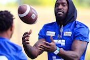  Defensive end Willie Jefferson plays catch at Winnipeg Blue Bombers practice on the University of Manitoba campus in Winnipeg on Tues., Aug. 25, 2021.