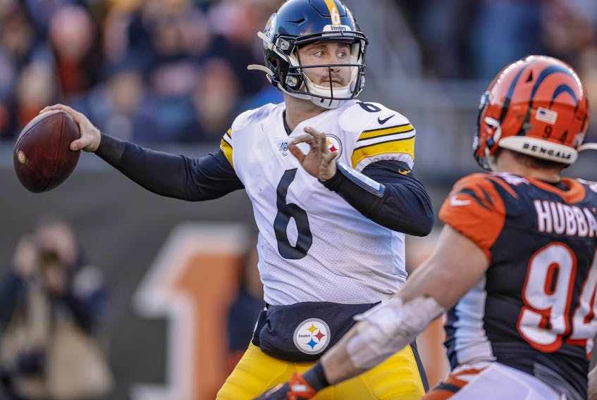 Devlin Hodges #6 of the Pittsburgh Steelers throws the ball during the second half against the Cincinnati Bengals at Paul Brown Stadium on November 24, 2019 in Cincinnati, Ohio. 