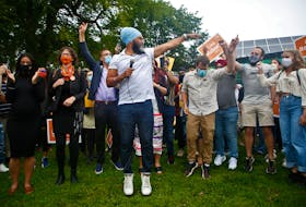 FOR NEWS STORY:
NDP Leader Jagmeet Singh, jumps with his supporters, at the start of a campaign stop at the Commons Pavilion in Halifax Friday September 17, 2021.

TIM KROCHAK PHOTO