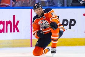 Oilers' Leon Draisaitl led the NHL in scoring after Thursday's games with 29-30-59 totals.