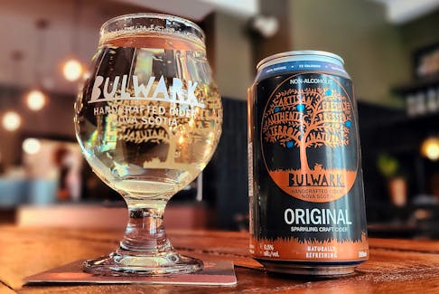 Bulwark Cider now offers consumers a non-alcoholic, vegan, gluten-free sparkling craft cider to enjoy.