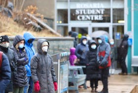People queued for Pfizer boosters, at MSVU in Halifax Friday January 7, 2022.

TIM KROCHAK PHOTO