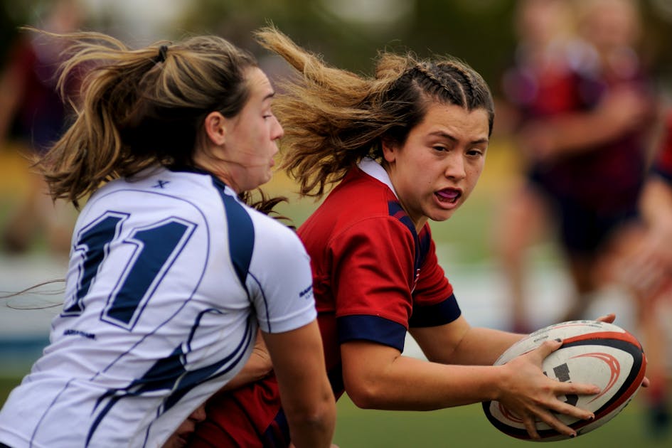 Acadia clinches first place in AUS women's rugby with win at St. F.X.