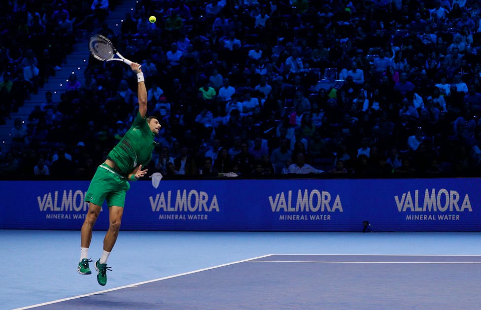 Djokovic vence Fritz e segue em busca do 6º título do ATP Finals
