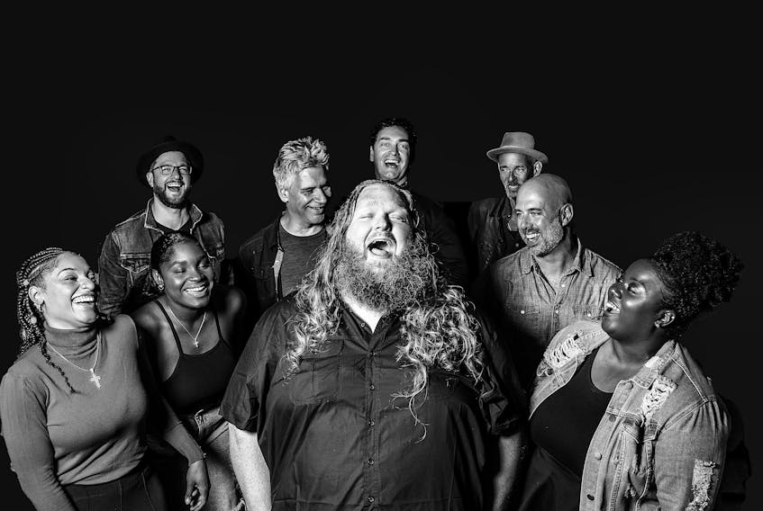 Blues-roots master Matt Andersen & the Big Bottle of Joy bring their jubilant blend of Americana styles to Halifax’s Light House Arts Centre for three nights, May 4 to 6, for a grand finale to the cross-Canada tour for a new album due out in 2023. - Gessy & Armel Studio