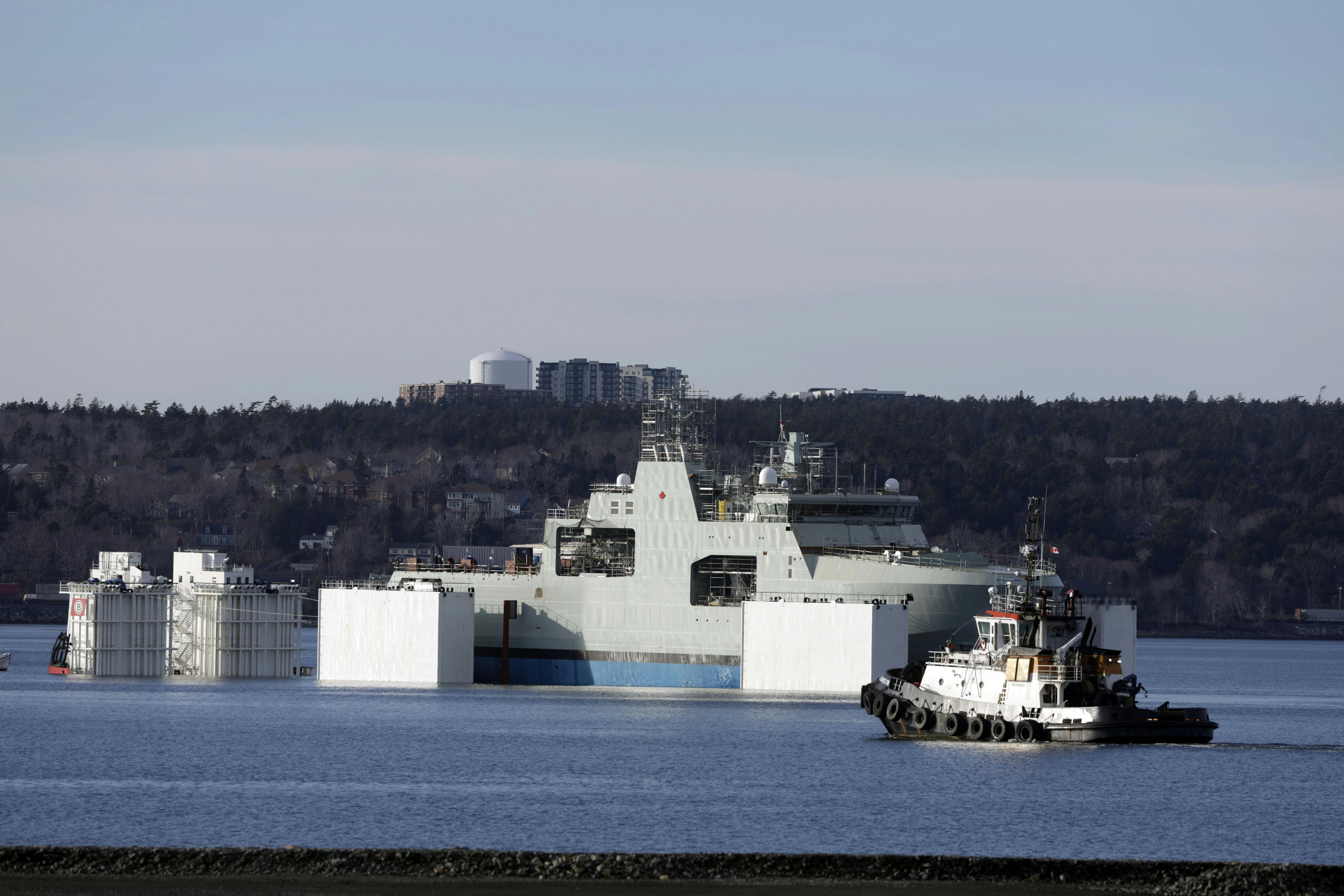 PHOTOS It S A Bouncing Baby Patrol Ship Future HMCS William Hall   Merlin 367243 TCH EW 112722WilliamHall3 