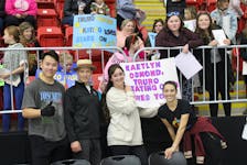 Nam Nyguyen, Kurt Browning, Kaetlyn Osmond and Alissa Czisny with some of the Truro figure skaters.