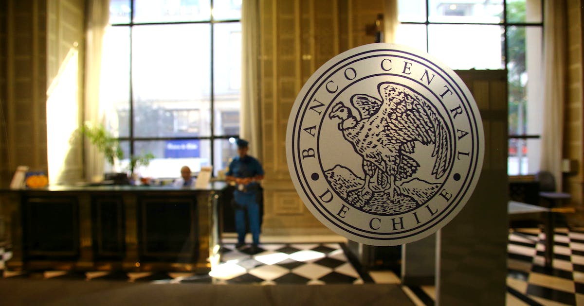 El Banco Central de Chile mantiene la tasa de interés en 11,25%.