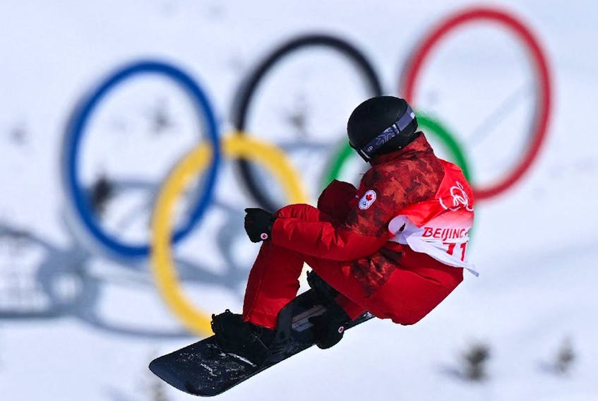  2022 Beijing Olympics – Snowboard – Men’s SBD Slopestyle Final Run 1 – Genting Snow Park, Zhangjiakou, China – February 7, 2022. Max Parrot of Canada in action. REUTERS/Dylan Martinez