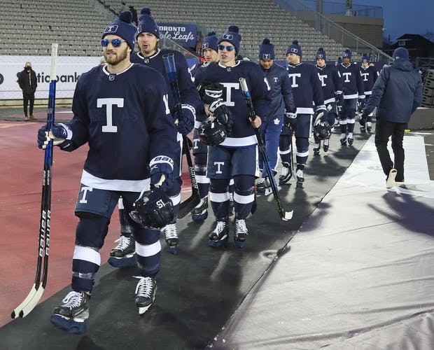 maple leafs heritage classic tickets