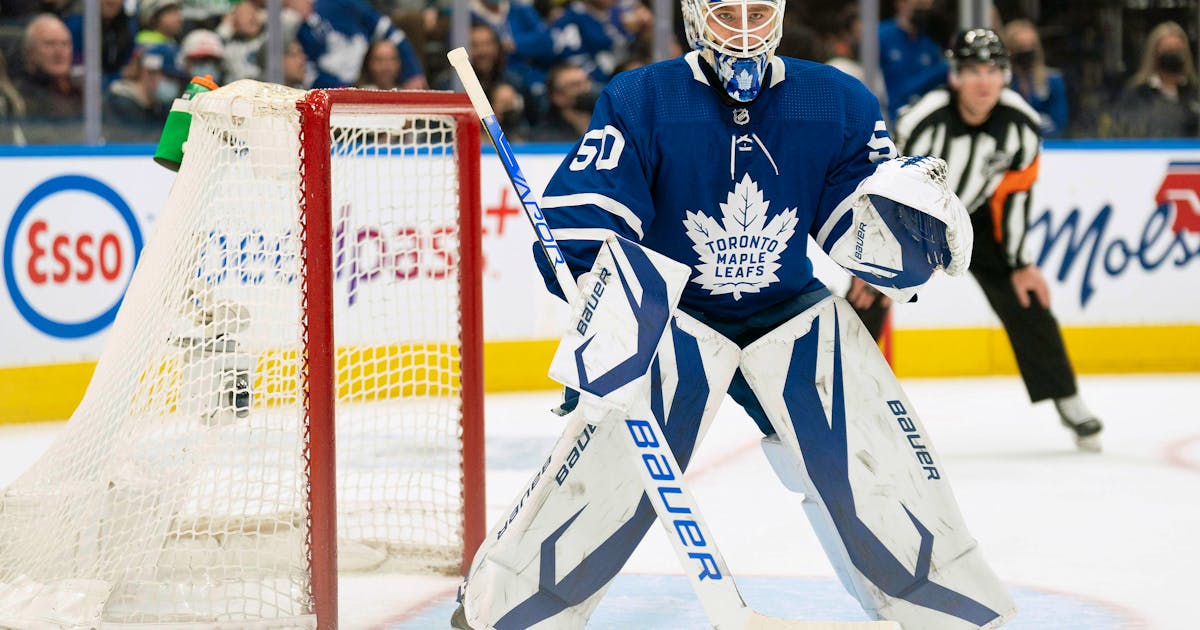 Erik Kallgren and the 'down vest': Maple Leafs Gameday Fit Week #5 Power  Rankings - TheLeafsNation