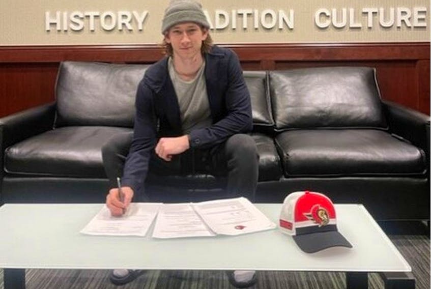 Jake Sanderson has signed with the Ottawa Senators 