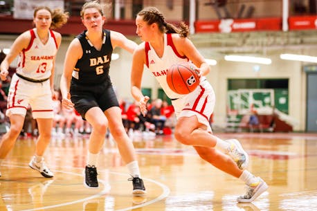 From Sweden with a game: MUN basketball player Rebecka Ekström makes the most of her Sea-Hawks rookie campaign