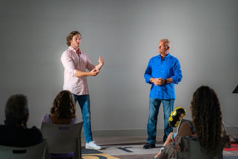 Home Shows are an important part of exploring the latest in design and innovation. It's been awhile but I'm so excited they are coming back! Mike and Michael Holmes doing a presentation. 