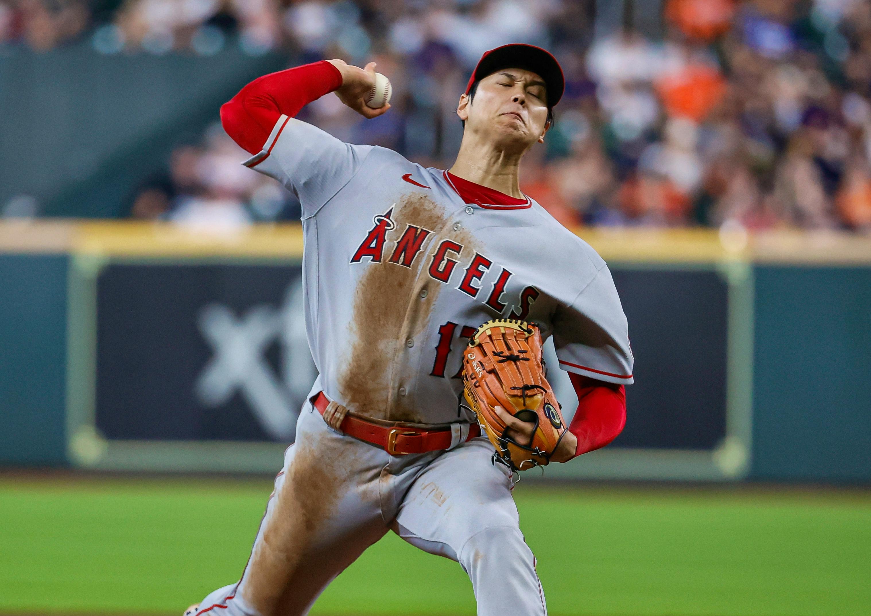 Shohei Ohtani strikes out 11, Angels beat Royals 2-0