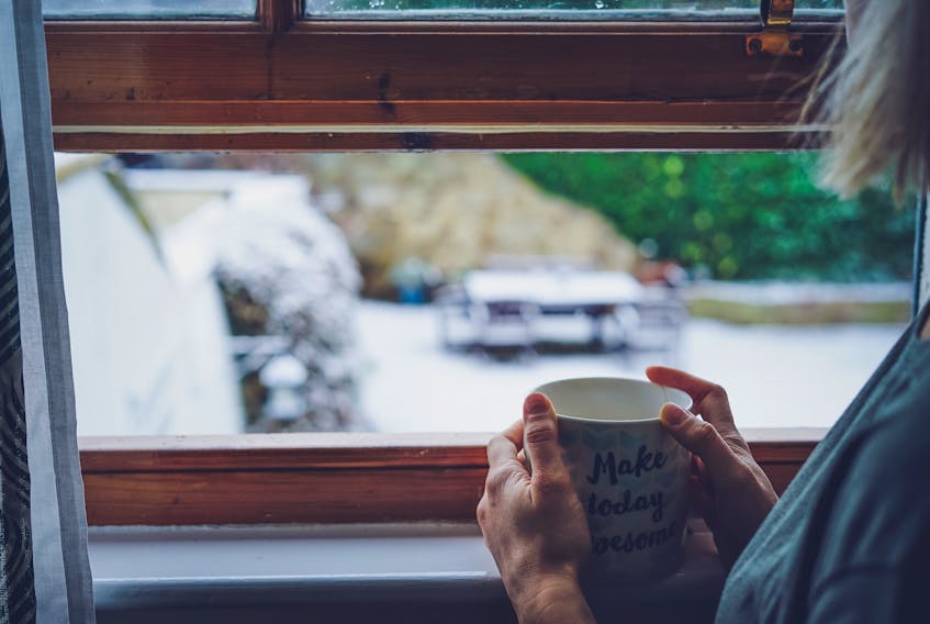 Opening a window and letting in fresh air, no matter what time of year, will always be the best way to freshen up a room. Toa Heftiba photo/Unsplash