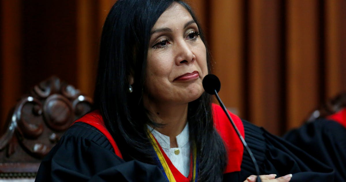 Juez venezolano sancionado por EE.UU. designado presidente del máximo tribunal