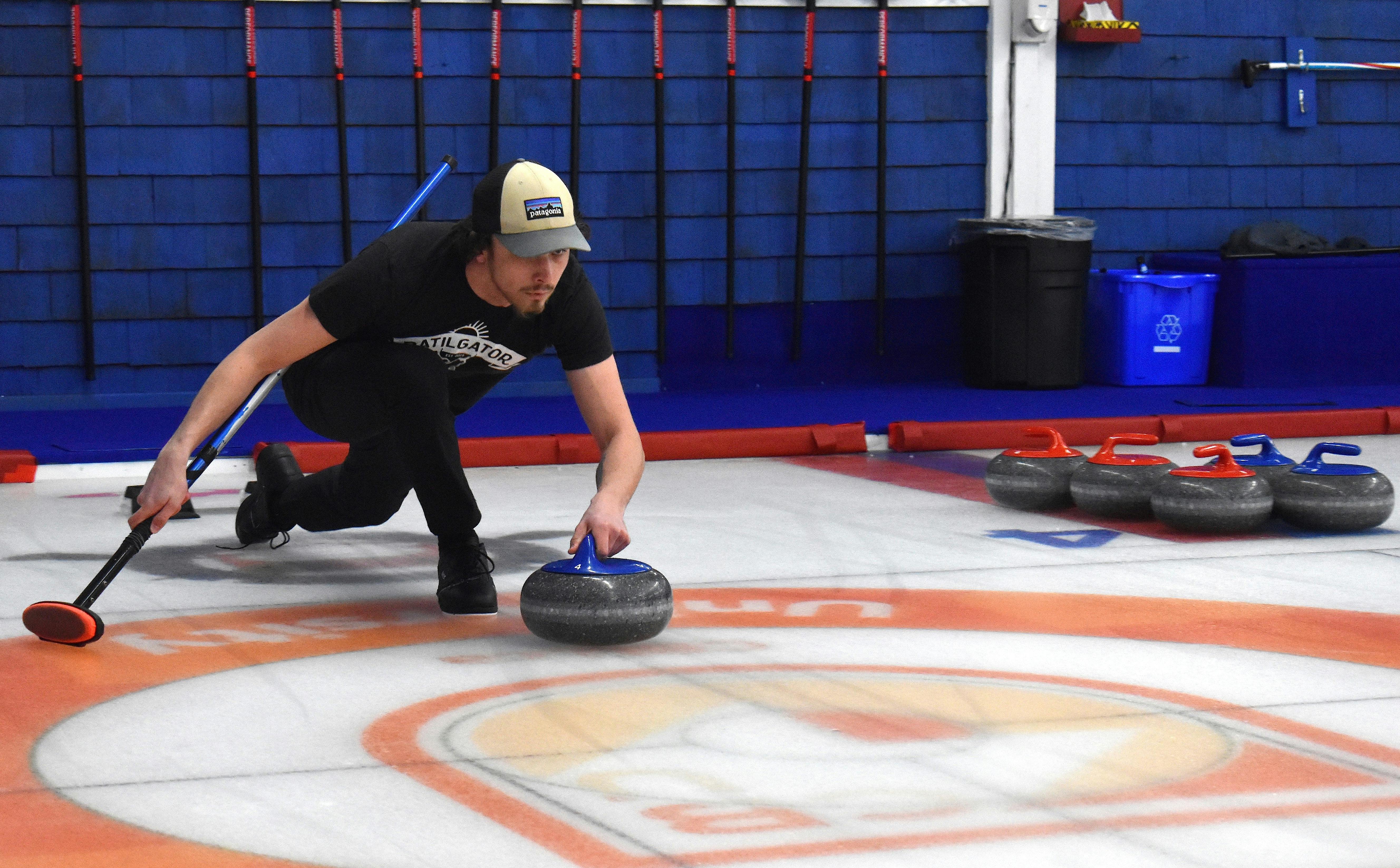 Sixteen competitive teams to hit the ice for Mercer Fuels Cash Spiel at Sydney Curling Club this weekend SaltWire