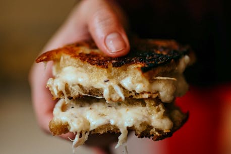 FOLLOW A FOODIE: Fire up the BBQ ... for grilled cheese?