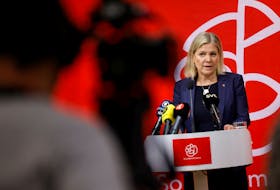 Sweden's Prime Minister Magdalena Andersson holds a news conference following a meeting at the ruling Social Democrats' headquarters on the party's decision on NATO membership, in Stockholm, Sweden, May 15, 2022. TT News Agency/Fredrik Persson via REUTERS      ATTENTION EDITORS - THIS IMAGE WAS PROVIDED BY A THIRD PARTY. SWEDEN OUT. NO COMMERCIAL OR EDITORIAL SALES IN SWEDEN.  Sweden's Prime Minister Magdalena Andersson holds a news conference following a meeting at the ruling Social Democrats' headquarters on the party's decision to seek NATO membership, in Stockholm, Sweden on Sunday. TT News Agency/Fredrik Persson via REUTERS