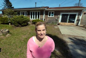 May 12, 2022--For Terrilee Bulger in Ingramport, Nova Scotia, getting involved with Solar City was an easy extention for her mindfulness of the environment. Last year she had solar panels installed on both sides of her roof.
ERIC WYNNE/Chronicle Herald