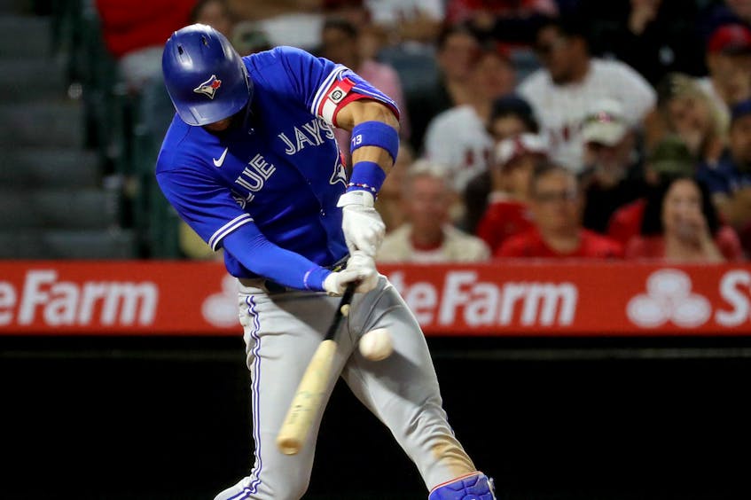 Blue Jays defeat Angels in back-and-forth game