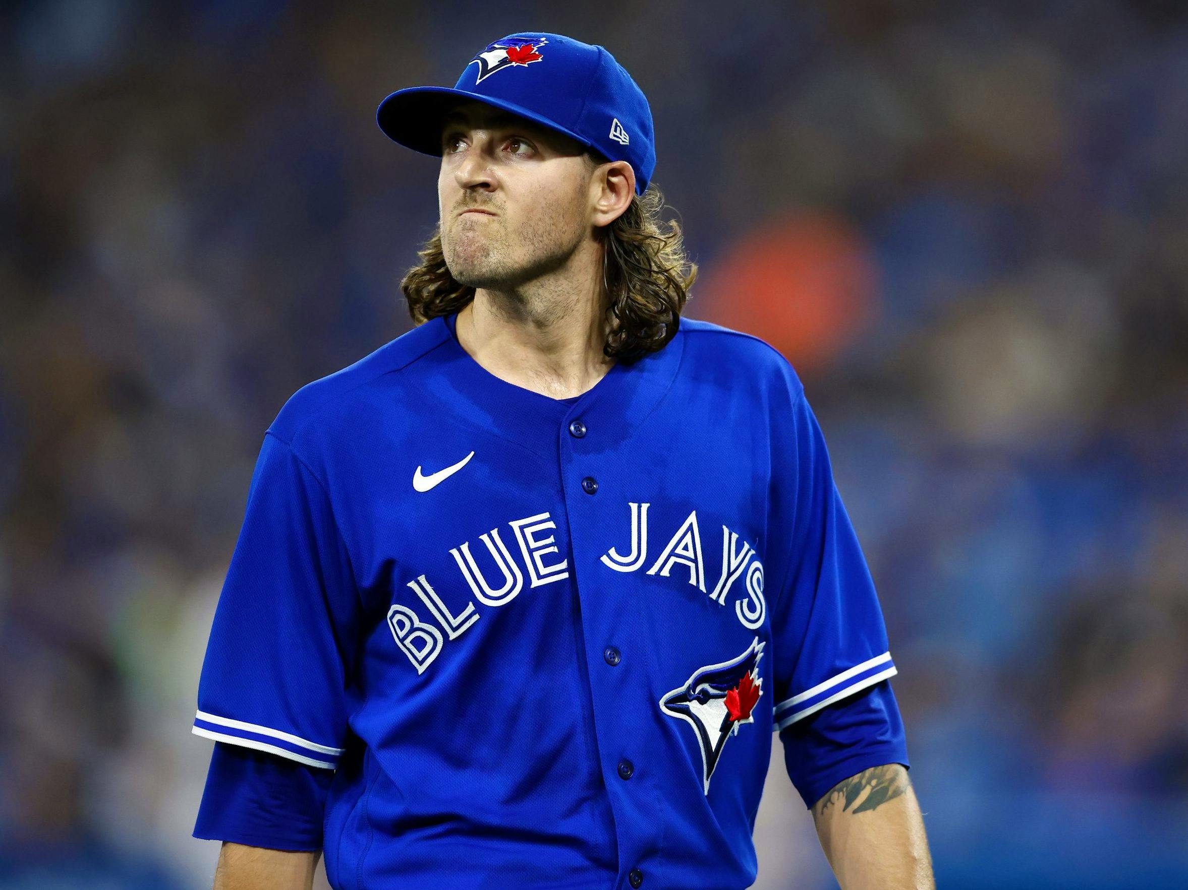 After 10 MLB seasons, Blue Jays reliever David Phelps retires on a