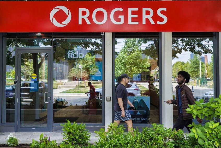 A Rogers Wireless store in Toronto amid a countrywide outage of the telecommunication company's services, Friday, July 8, 2022.