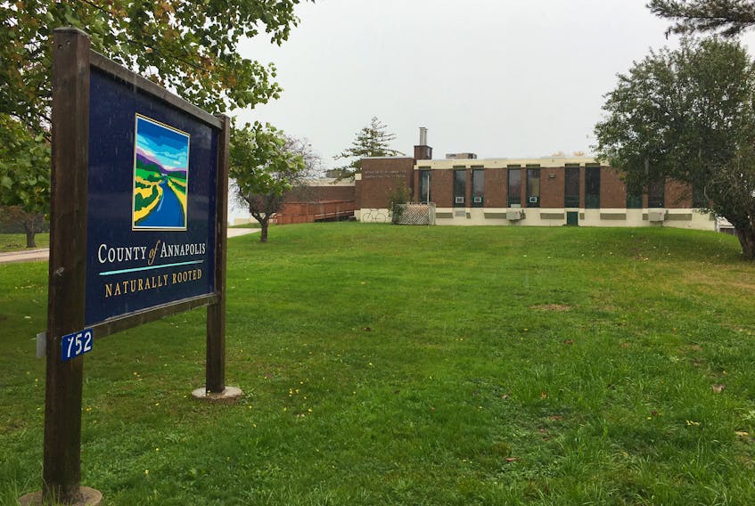 The Municipality of the County of Annapolis administration building is located in Annapolis Royal.