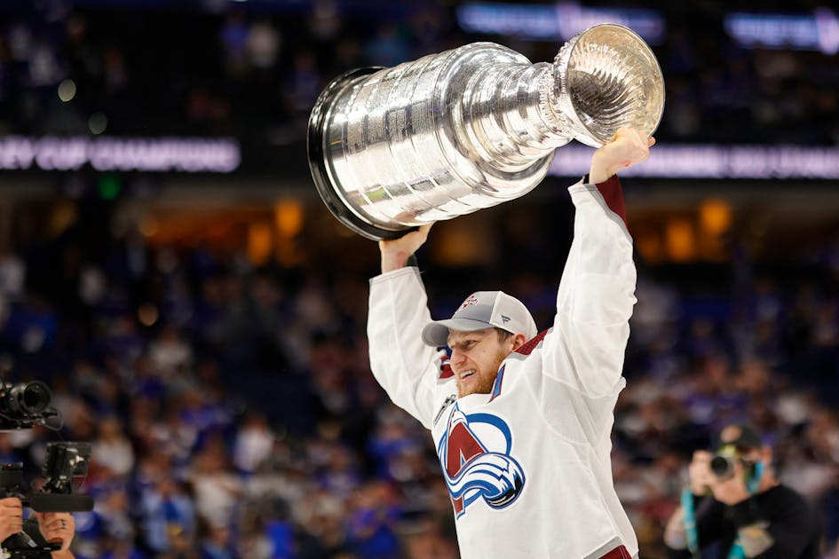 https://saltwire.imgix.net/2022/8/10/nathan-mackinnons-stanley-cup-parade-slated-for-aug-20-in-halifax-1.jpg?cs=srgb&w=1200&h=630&fit=crop&auto=format%2Ccompress%2Cenhance