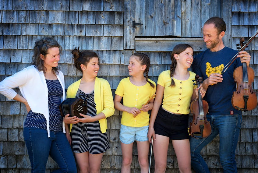 Rebecca LeBlanc, left, Rosalie, Mélodie, Charlotte and Robin who make up New Brunswick's La Famille LeBlanc will perform at the Mont-Carmel Parish Hall on Aug. 21. Contributed