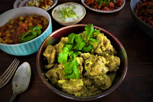 Chicken, yogurt, curry, Indian, India, rice, garam masala, cumin, coriander, cinnamon