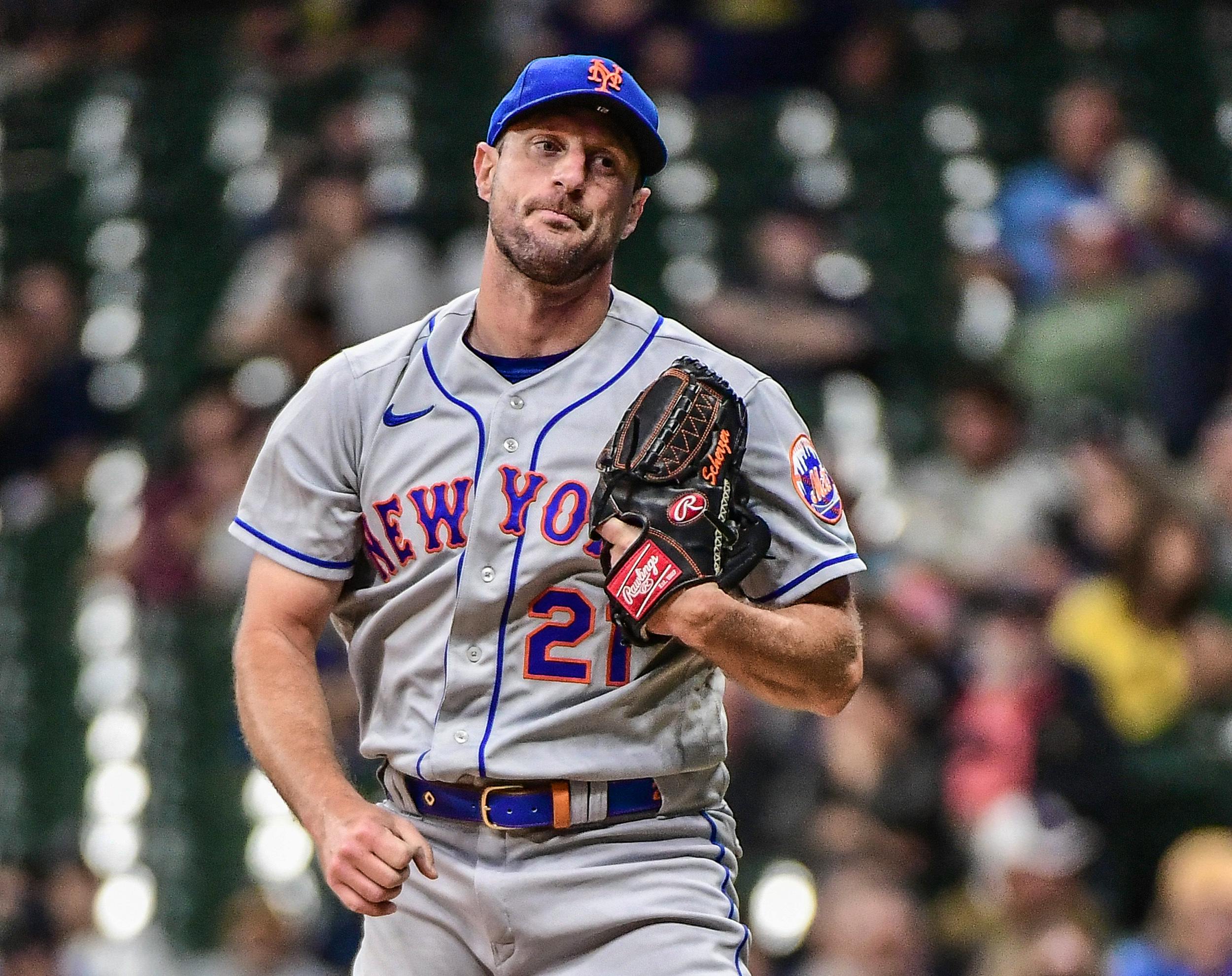 Mets' Max Scherzer leaves game after 6 perfect innings, team clinches  playoff spot