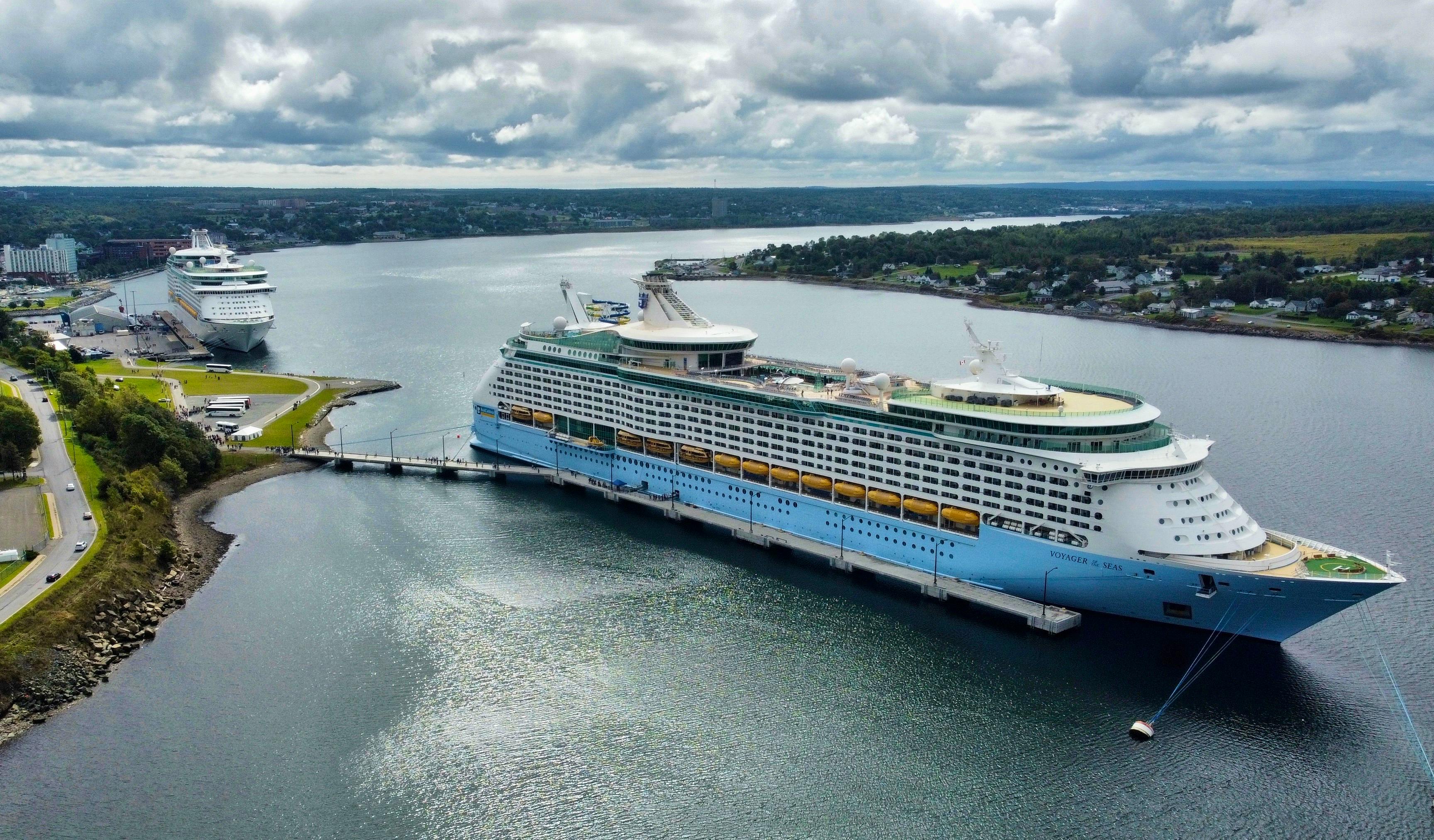 Voyager of the Seas, Cruise Ships