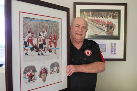 Bruce Redden, of Berwick, N.S., cherishes numbered, signed print of Henderson’s 1972 Summit Series goal