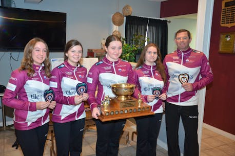 Ella Lenentine, Mitchell Schut rinks go undefeated at P.E.I. junior curling championships