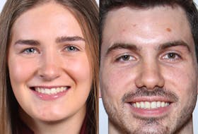 Saint Mary’s Huskies hockey forward Shae Demale and former Dalhousie Tigers men’s basketball guard Alex Carson were selected by U Sports as Top 8 Academic All-Canadians for the 2021-22 season. - U SPORTS