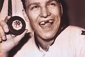  BOBBY HULL WITH GOAL NO. 50, IN A PHOTO FROM LEGENDS OF HOCKEY