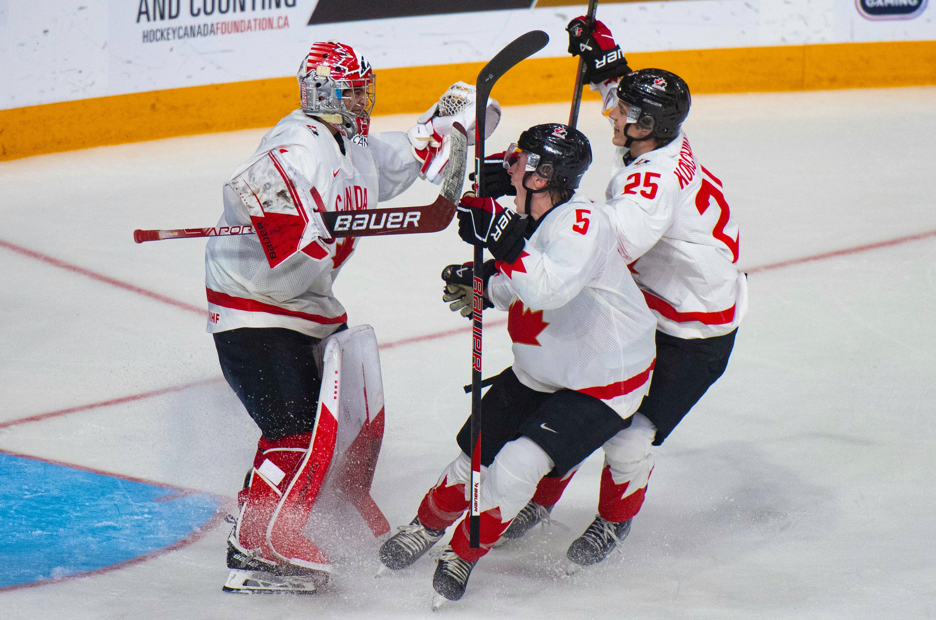 Canada beats US 6-2 in world junior hockey semifinals