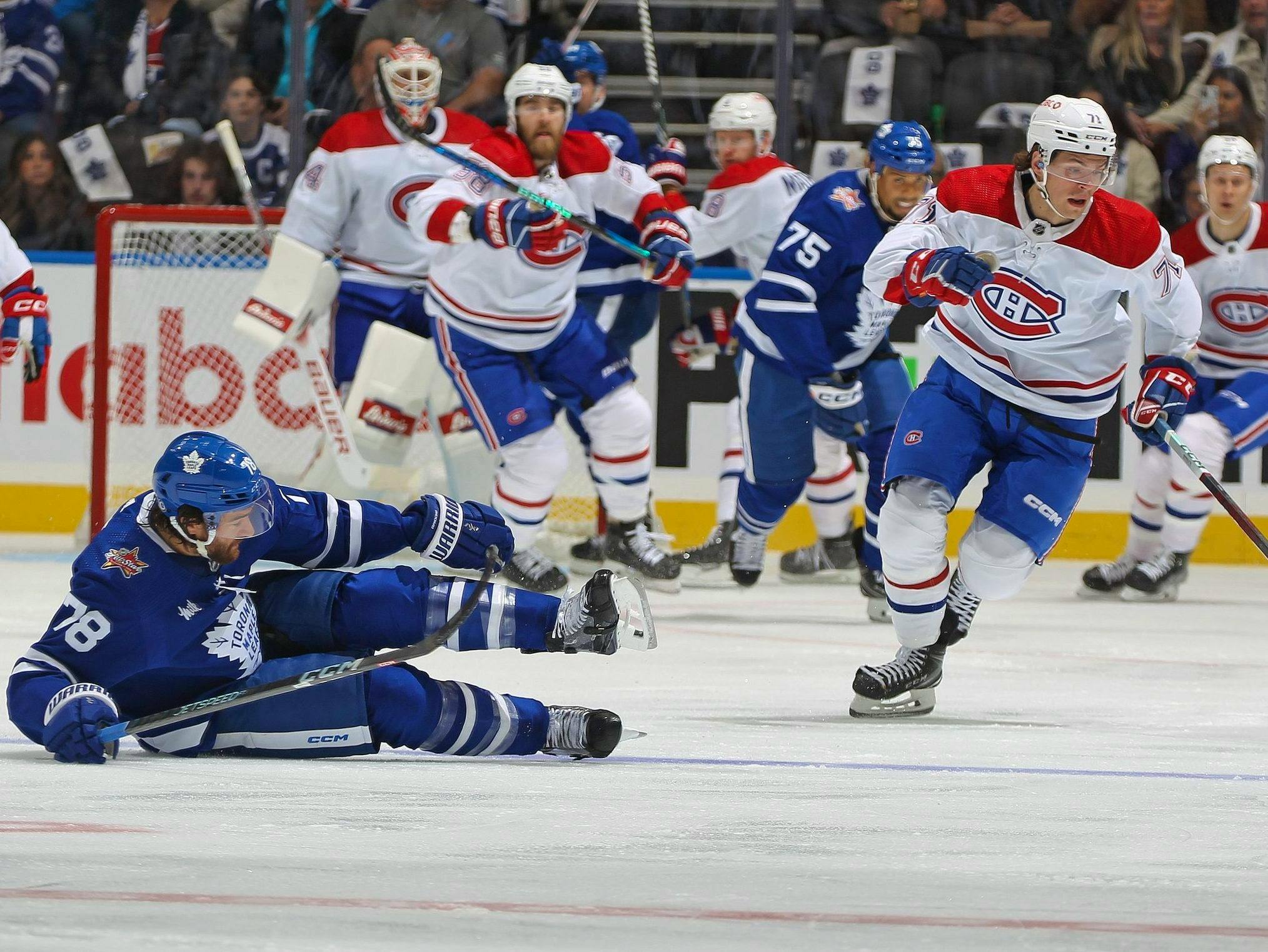 John Tavares scores twice in preseason Maple Leafs debut
