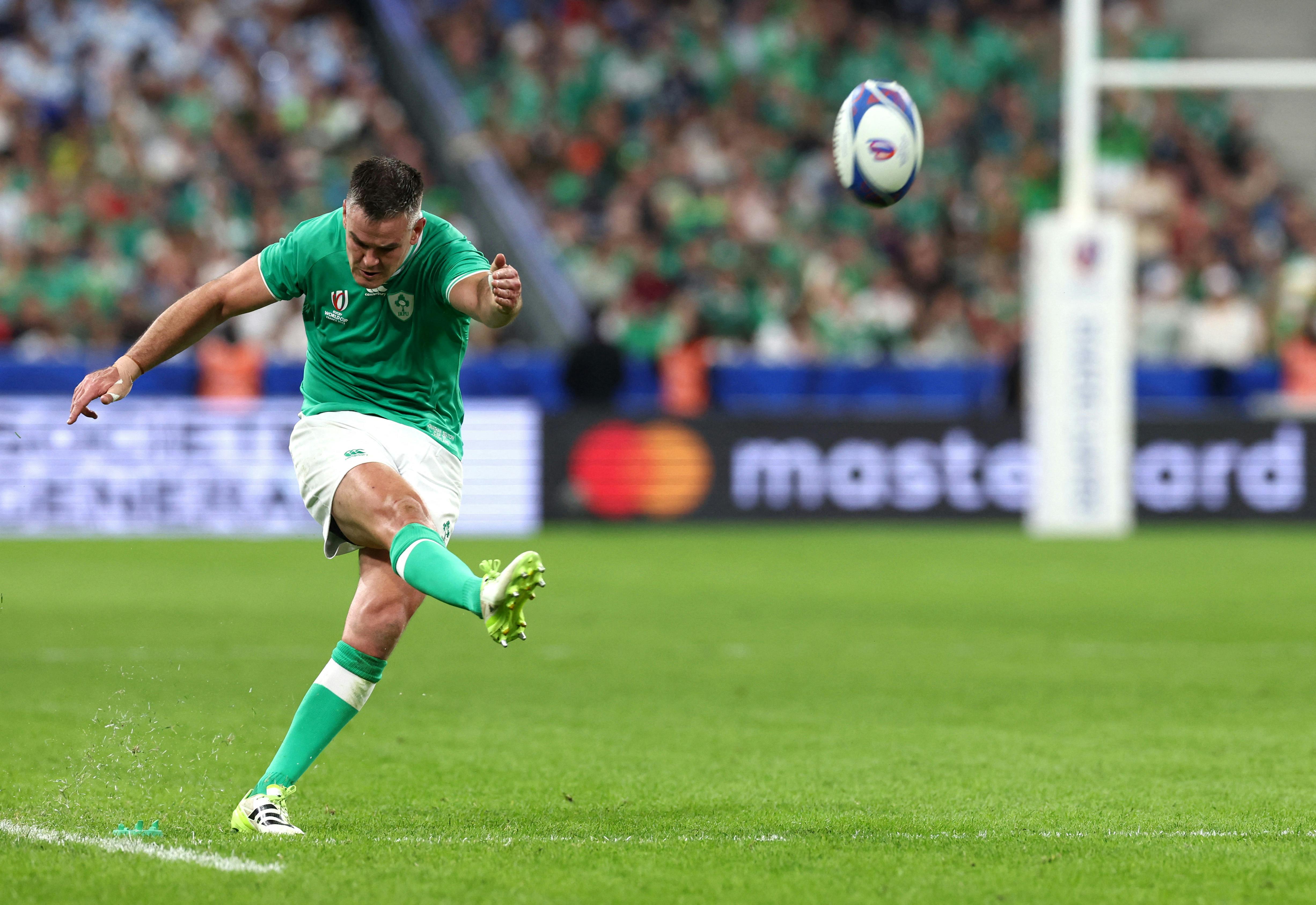 Rugby-Ireland's Sexton loving life and ready to grasp the missing