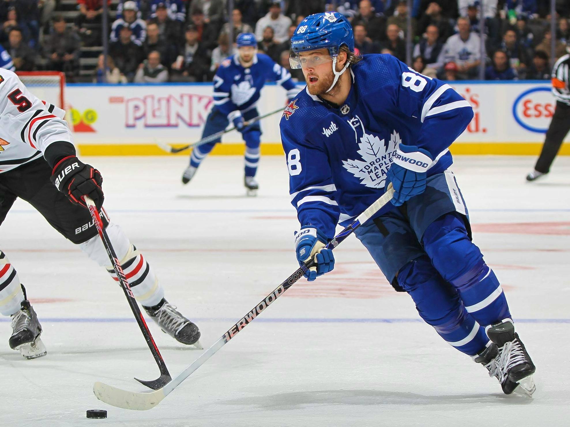 Spezza's leadership proves key as Maple Leafs push Lightning to